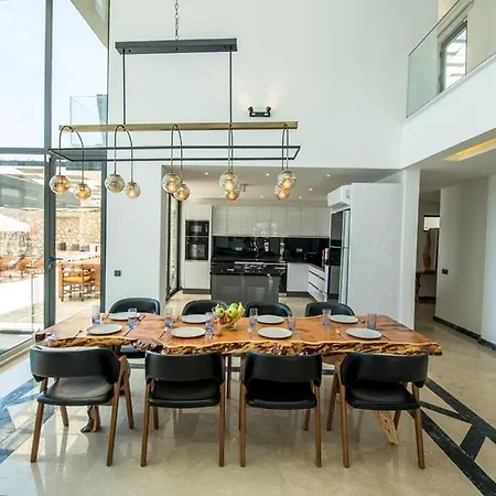 Unlimited 2 Luxury 6 Bedroom 别墅 卡斯