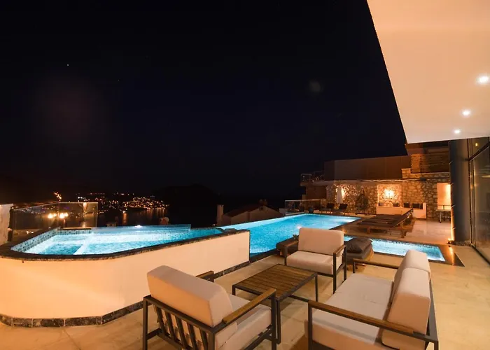 Villa Unlimited 2 Luxury 6 Bedroom