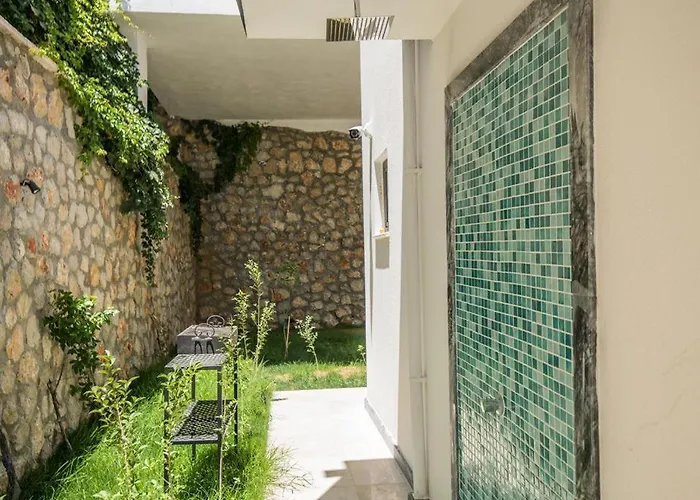 Unlimited 2 Luxury 6 Bedroom Kas