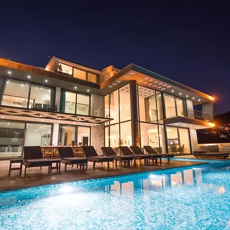 Unlimited 2 Luxury 6 Bedroom 别墅 卡斯