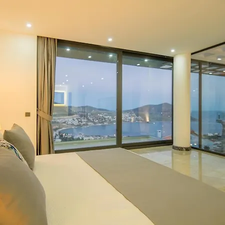 Unlimited 2 Luxury 6 Bedroom 别墅 *